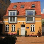 לינה וארוחת בוקר Odense City B&B אודנזה