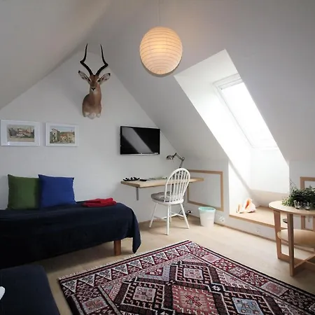 לינה וארוחת בוקר Odense City B&B