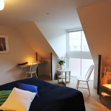 לינה וארוחת בוקר Odense City B&B *