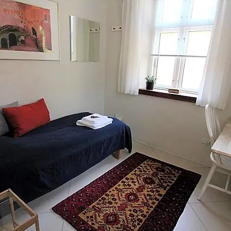 Alojamento de Acomodação e Pequeno-almoço Odense City B&B *